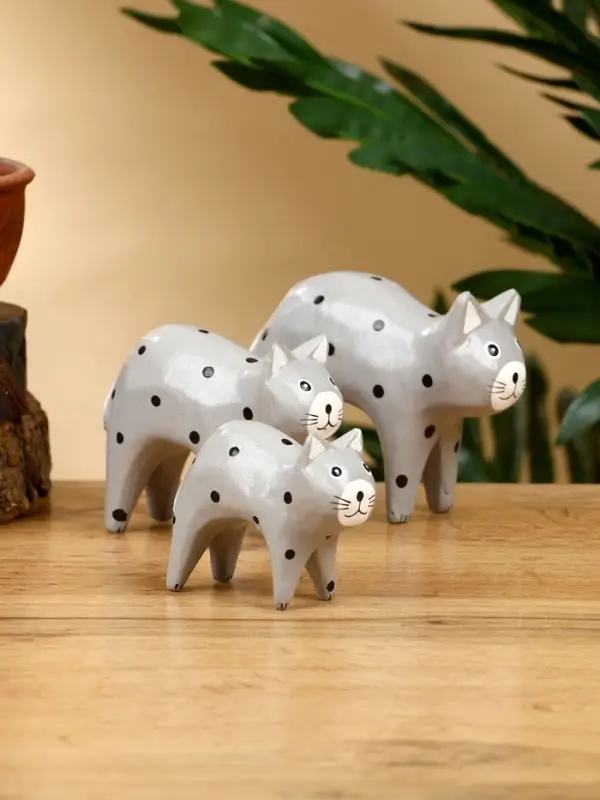 Набор сувенирный &laquo;Кошки&raquo;, h=9 см, h=8 см, h=6.5 см, дерево, серый