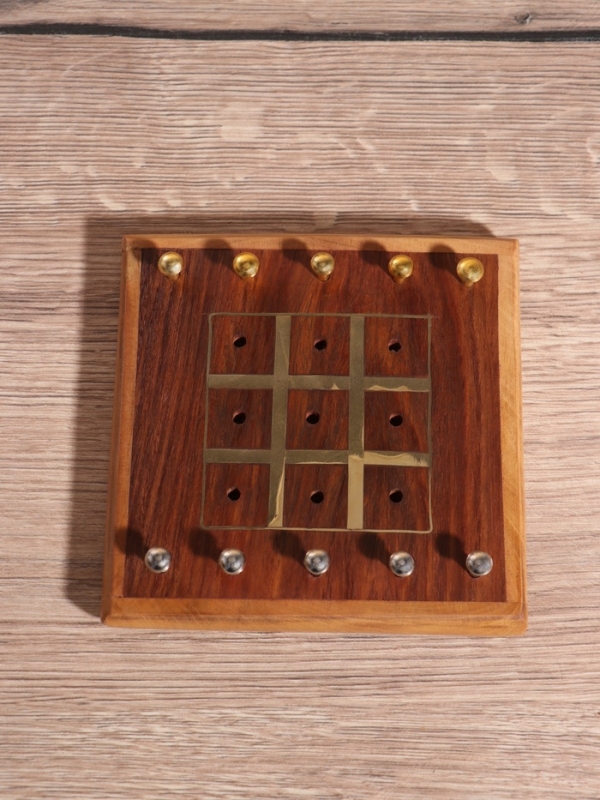 Настольная игра &laquo;Крестики-нолики&raquo;, 13&times;13.5 см, дерево шишам, латунь