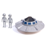 Игровой набор &laquo;Летающая тарелка&raquo;, фигурки 2 шт., свет, звук