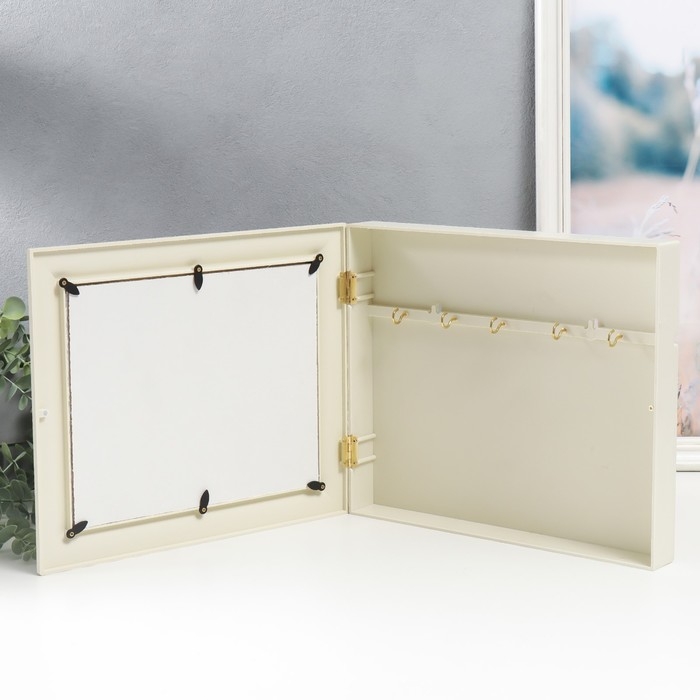 Ключница "Цветы на книге" Слоновая кость  26,5х31,5х4,5 см