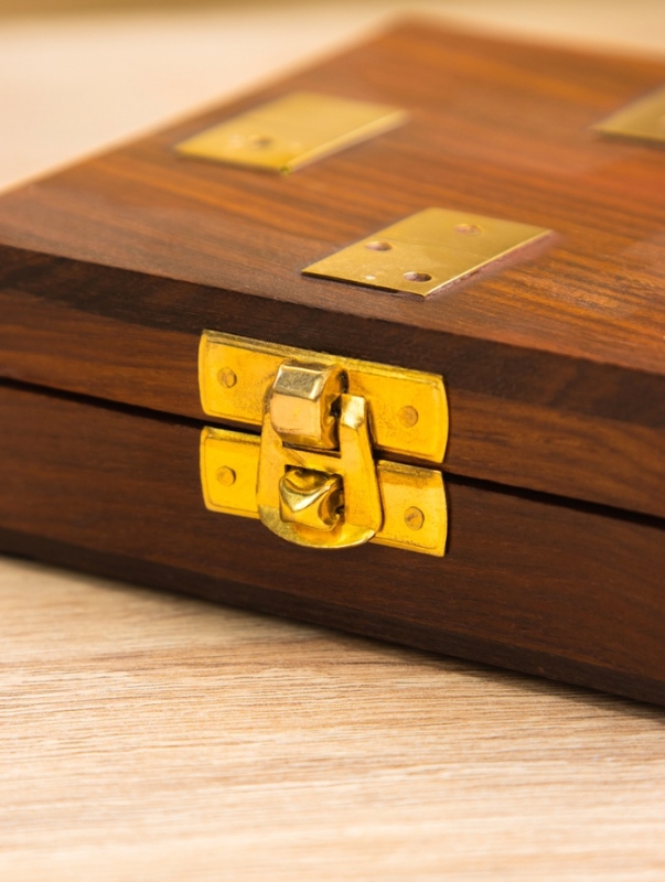 Настольная игра &laquo;Домино&raquo;, 11&times;11.5&times;4 см, дерево шишам, латунь