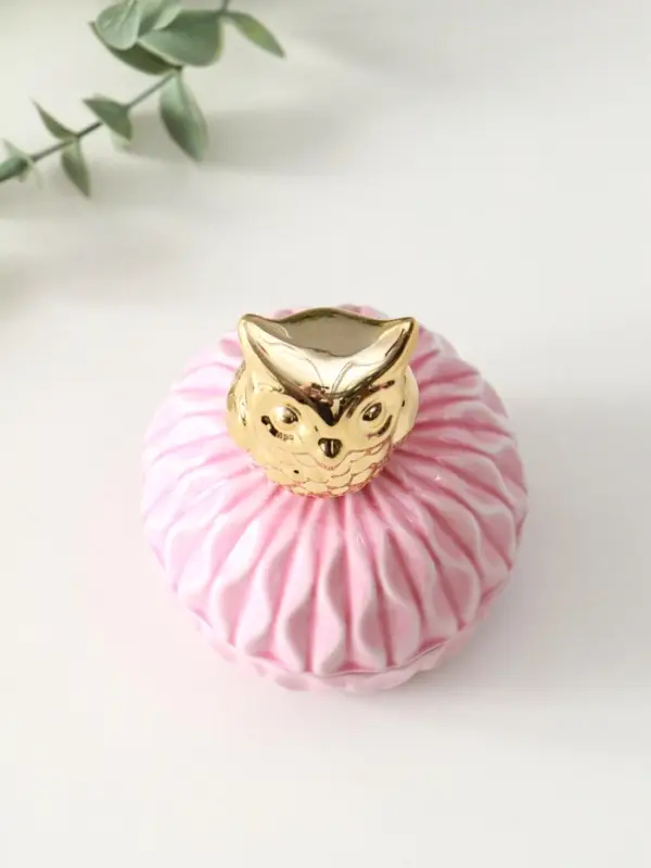 Шкатулка керамика "Золотая бабочка" розовая 8х8х9 см