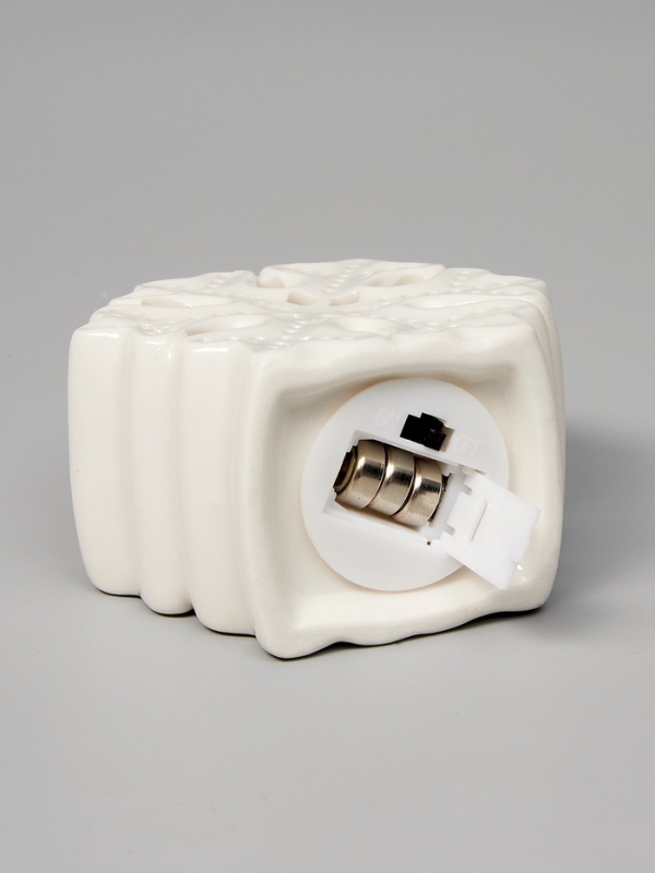 Светодиодная фигура "Снежинка" 9х4.4х8.8, 1 LED, LR44x3(в компл.), Т/БЕЛЫЙ