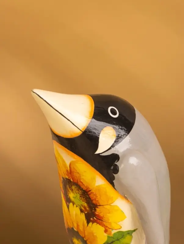 Сувенир &laquo;Пингвин в цветах&raquo;, 11&times;11&times;22 см, дерево