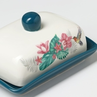 Маслёнка Доляна &laquo;Тропики&raquo;, 17&times;12,5&times;8 см, цвет белый