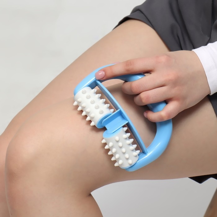 Массажёр &laquo;Роллер&raquo;, с шипами, универсальный, 14 &times; 10 &times; 5 см, цвет МИКС
