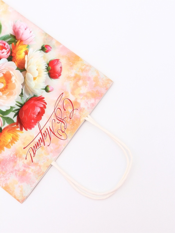 Пакет подарочный крафт "С 8 Марта!" 21 х 11 х 27 См