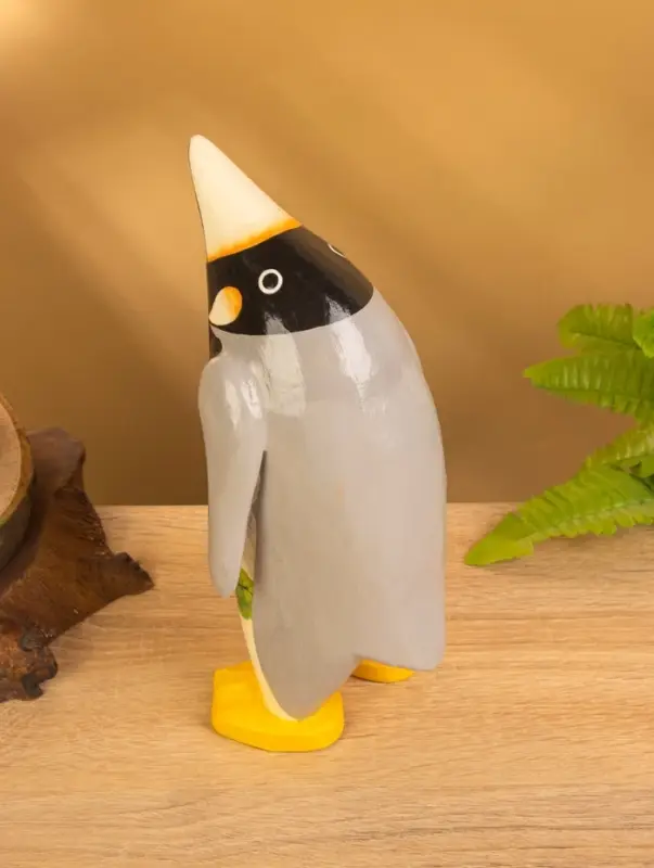 Сувенир &laquo;Пингвин в цветах&raquo;, 11&times;11&times;22 см, дерево