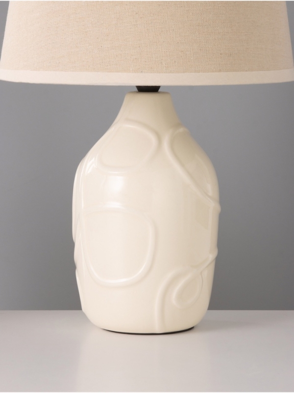 Настольная лампа "Линии" 1х15Вт Е14бежевый 25х25х36см