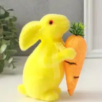 Сувенир пасхальный "Жёлтый заяц с морковкой" 6,5х12х15,5 см