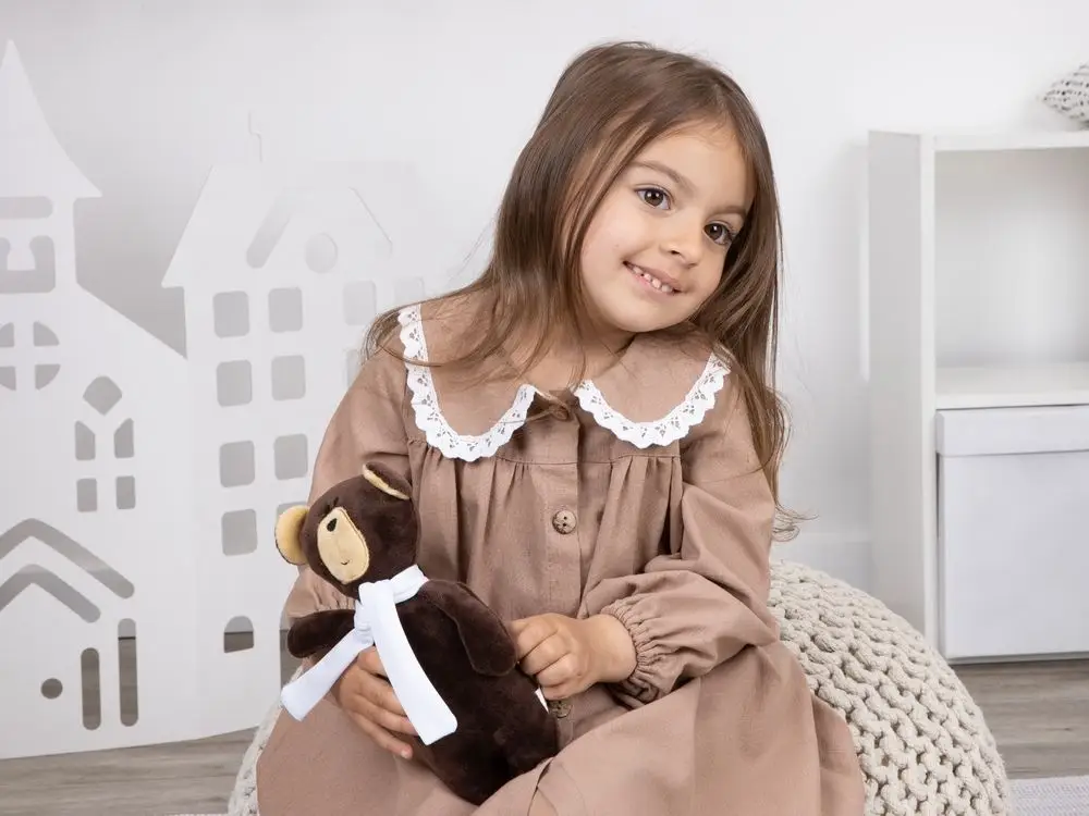 Мягкая игрушка Beastie Toys, мишка с белым шарфом