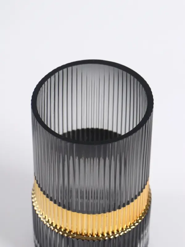 Ваза &laquo;Лауро&raquo;, 16.5&times;10 см, стекло, чёрная