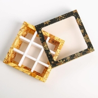 Коробка под 9 конфет с ячейками &laquo;Снежинка&raquo; 14,5 х 14,5 х 3,5 см, Новый год