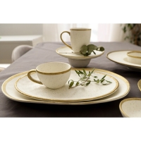 Блюдо фарфоровое сервировочное Magistro Poursephona, 37&times;24 см, цвет бежевый