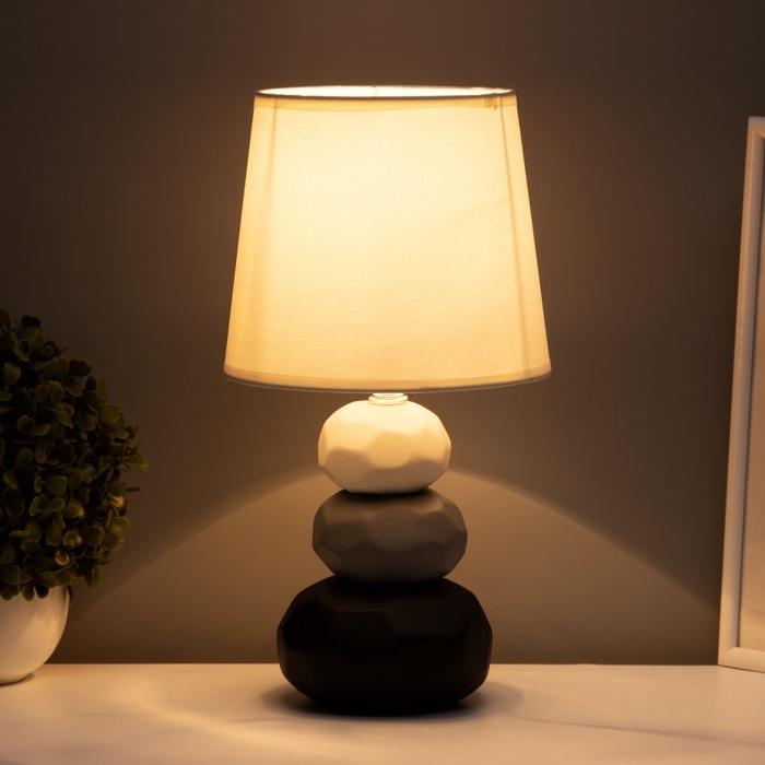 Настольная лампа "Маркета" Е14 40вт 18х18х33,5 см