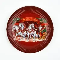Тарелка бумажная "Три лошадки" , красная 18 см
