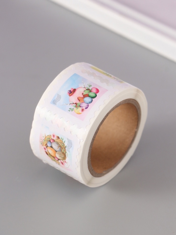 Наклейка бумага "Марки. Пасха" 3х3 см 200 шт в рулоне