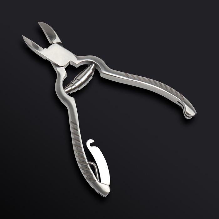 Кусачки педикюрные &laquo;Premium&raquo;, с фиксатором, усиленные, 13,8 см, длина лезвия - 19 мм, цвет серебристый