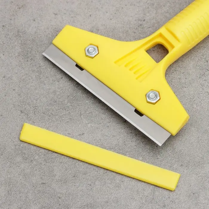 Скребок для окон, стен и пола с лезвием