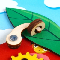 Развивающая доска &laquo;Бизи-Яблоко&raquo;