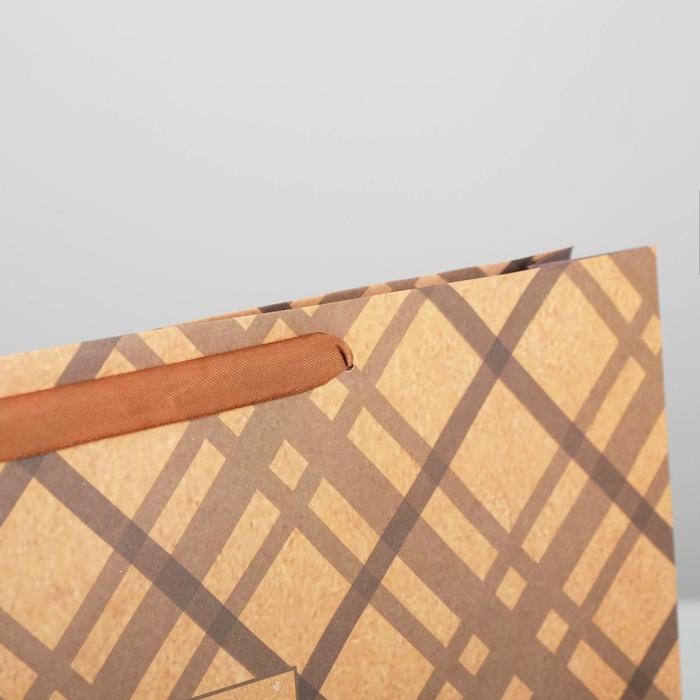 Пакет подарочный крафтовый горизонтальный, упаковка, &laquo;Лучшему во всём&raquo;, L 40 х 31 х9 см