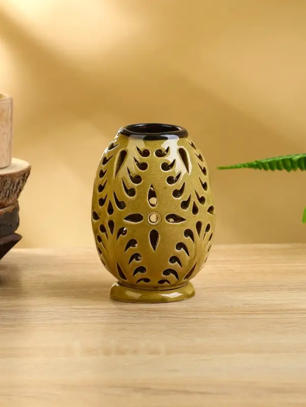 Аромалампа с крышкой &laquo;Вазочка&raquo;, 9&times;9&times;12 см, керамика, чёрно-коричневая