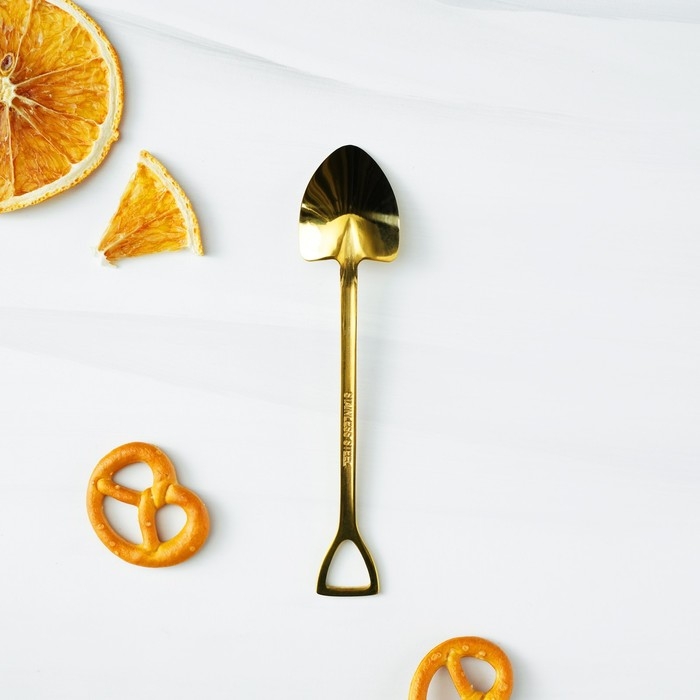 Ложка десертная из нержавеющей стали Magistro &laquo;Лопата&raquo;, длина 12 см, цвет золотой