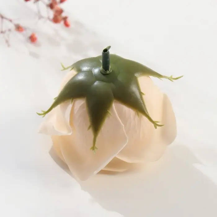 Мыльные лепестки "Бутон королевской розы. Молочный" 7х7х6 см