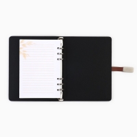 Родословная книга со встроенной флешкой 16 Gb &laquo;Наше фамильное дерево&raquo;, 17,5 х 23 см.