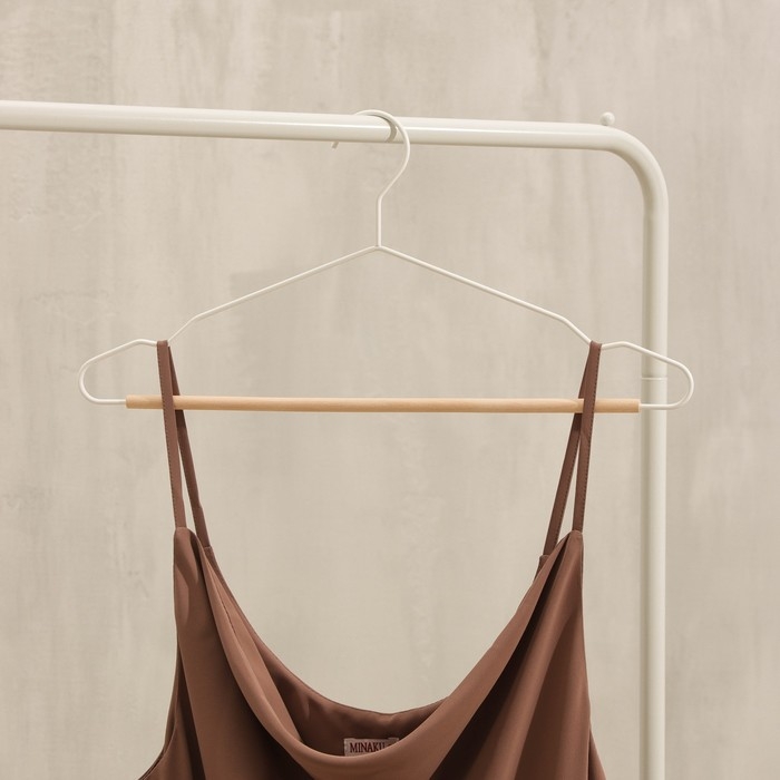 Плечики - вешалка для одежды LaDо́m Laconique, 42,5&times;19,5&times;1 см, цвет белый