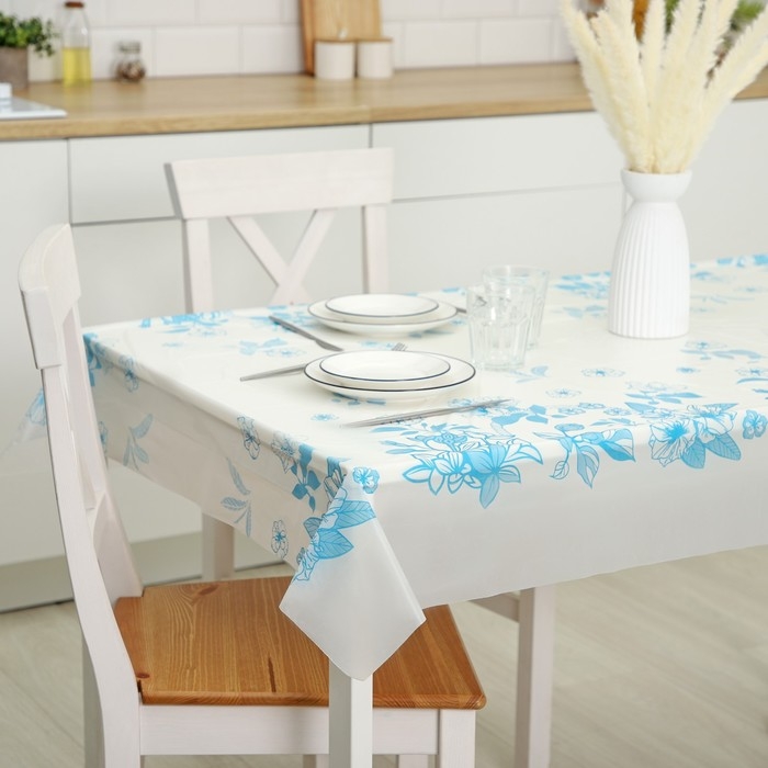 Скатерть без основы одноразовая двухсторонняя &laquo;Лилии&raquo;, 110&times;180 см, рулон 5 шт, белая