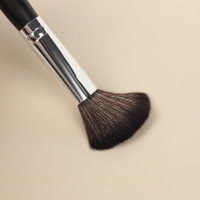 Набор кистей для макияжа &laquo;Вензель&raquo;, 7 предметов, чехол на кнопке, цвет золотистый/чёрный