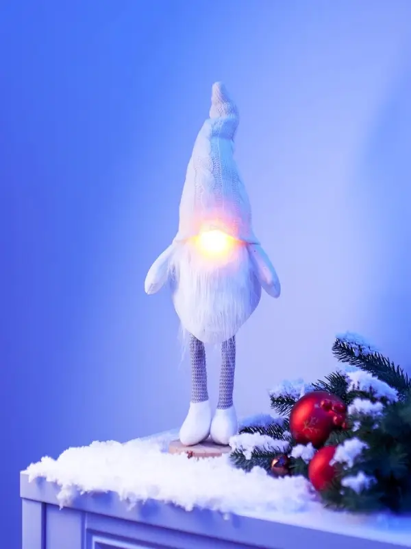 Фигура текстиль &laquo;Гном в белом&raquo; 55 см, 1 LED, от батареек AG13&times;3, свечение тёплое белое