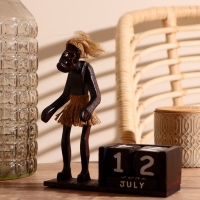 Сувенир дерево календарь "Абориген" 14х20х8 см  МИКС