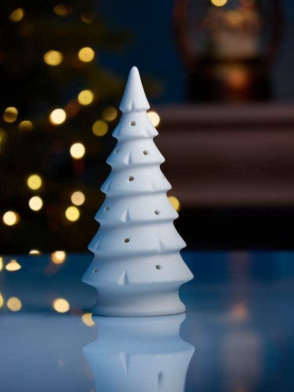 Светодиодная фигура "Елка" 15.1х6.7х6.7 см, 1 LED, LR44x3(в компл.), свечение тёплое белое