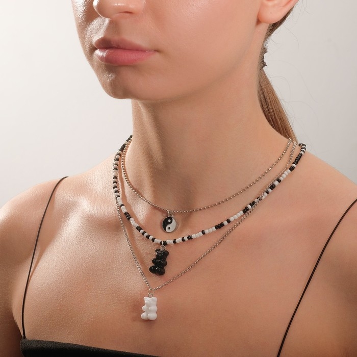 Кулон на декоративной основе &laquo;Инь-Ян&raquo; мармеладные мишки, цвет чёрно-белый в серебре, L=55 см