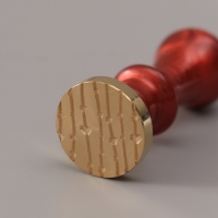 Печать для сургуча с пластиковой ручкой "Сердечки на нитях" 6,3х2,5х2,5 см