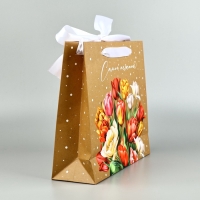 Пакет ламинированный с лентой &laquo;Самой нежной&raquo;, M 30 &times; 9 &times; 26 см