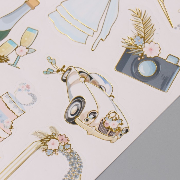 Фотоальбом 25 листов (наклейки+кольца) "Свадебный день" тиснение золото 19х27х3 см