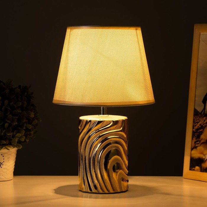 Настольная лампа "Калиса" Е14 40Вт золото 19х19х32 см RISALUX