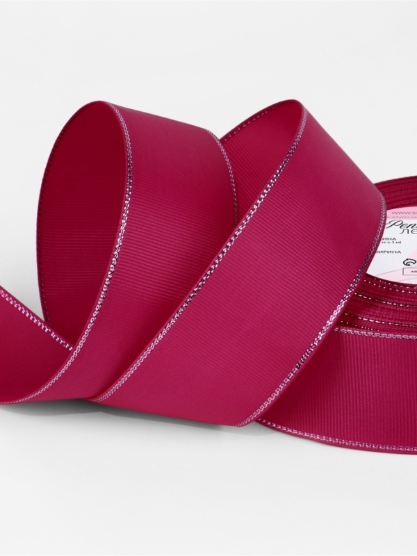 Лента репсовая 40мм*25&plusmn;1ярд(23м&plusmn;1м) серебряные нити №028 ярко-розовый АУ