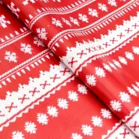 Бумага упаковочная новогодняя "Снежинки на красном фоне", глянец, двусторонняя, 80 г/м2 , 70 х 100 см.