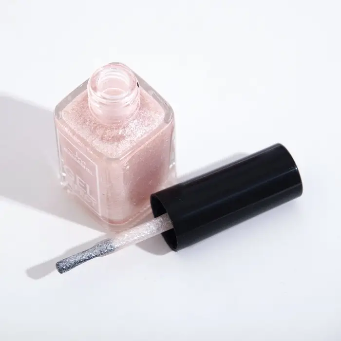 Лак с эффектом геля  "Формула", тон 336, цвет бежевый искрящийся