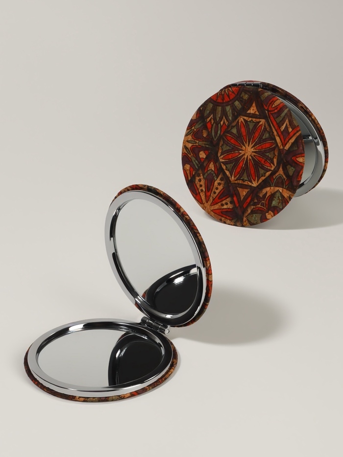 Зеркало складное &laquo;Орнамент&raquo;, d = 7,2 см, с увеличением, цвет коричневый/оранжевый