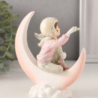 Сувенир полистоун "Малыш-авиатор на месяце" 13х5,5х14 см