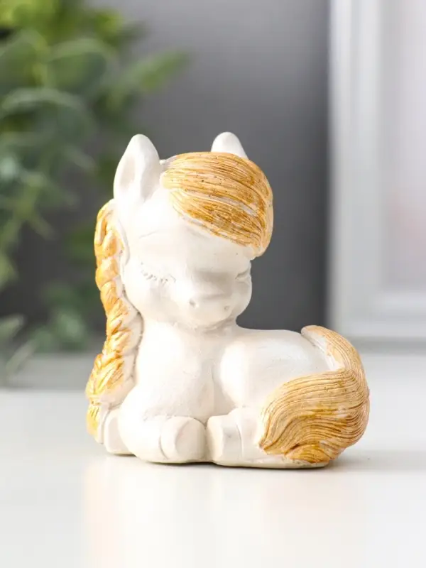 Фигура &laquo;Пони с косой&raquo;, 6.5&times;6&times;4 см, перламутр