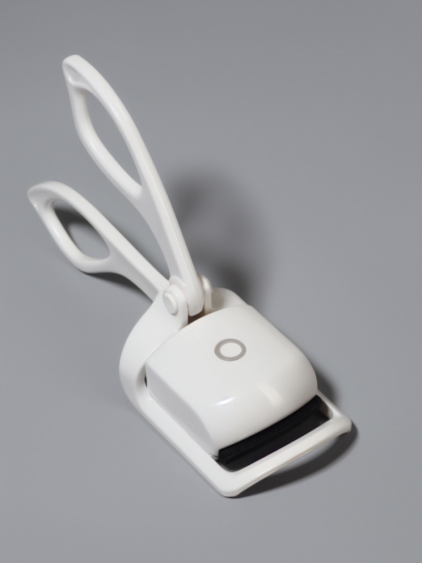 Электрический керлер д/ресниц USB 13*6,5*4,1 см белый к/короб QF