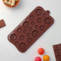 Форма для кондитерских украшений Доляна &laquo;Пуговки&raquo;, силикон, 20,5&times;10 см, 19 ячеек, цвет коричневый