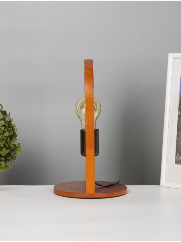 Лампа настольная BayerLux ЭКО "Клот" 1х40Вт Е27 коричневый 17х17х30см