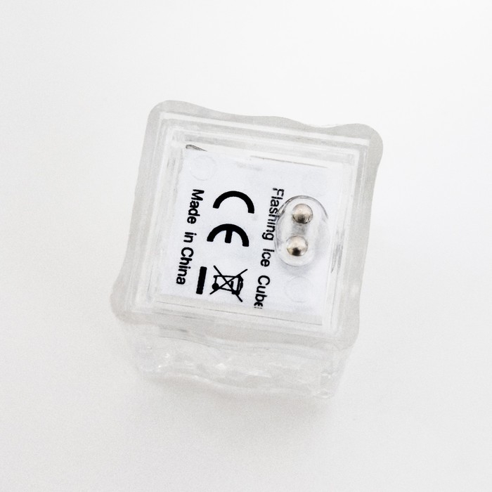 Ночник водный "Льдинка" LED от батареек 3хAG3 МИКС 2,6х2,6х2,7см